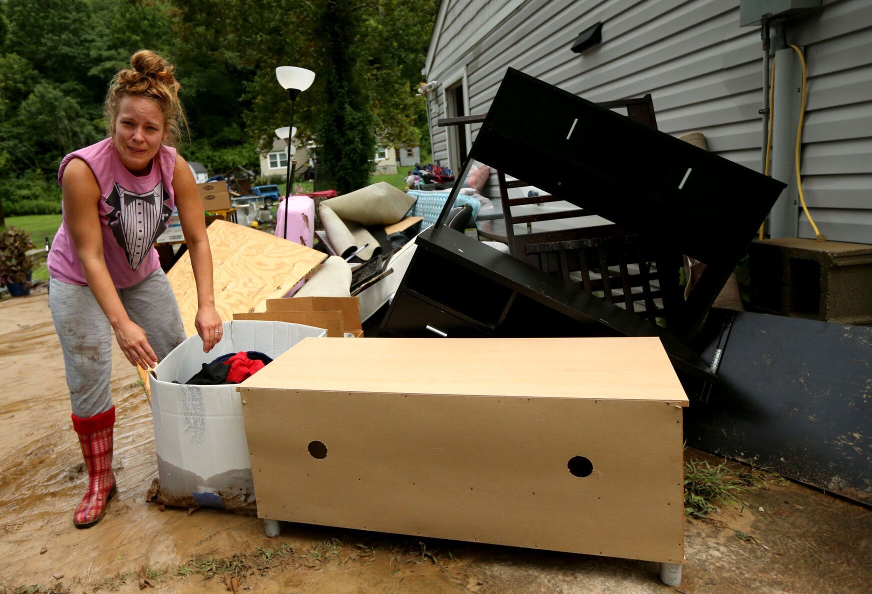 Flash flooding damages homes in Jefferson County